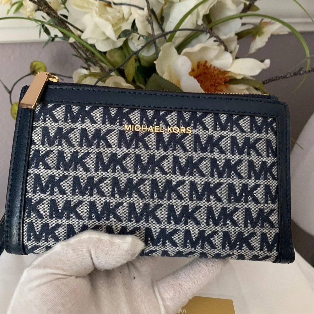 NWOT Michael Kors Jet Set Double Zip wallet Navy Multi Adele - Picture 8 of 8
